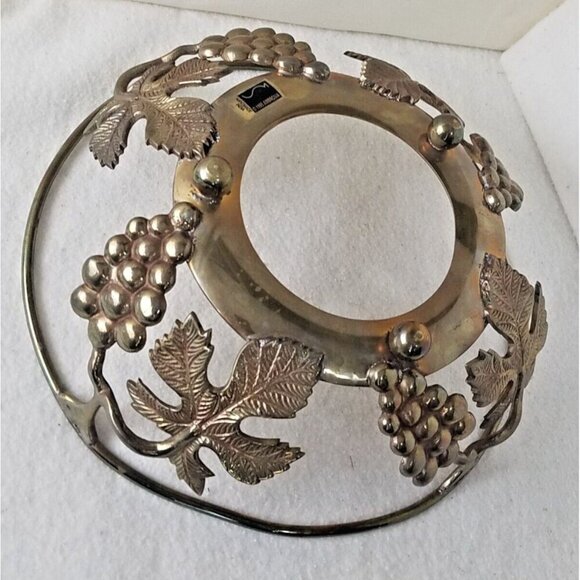 Brass bowl Vntg Handmade Ambrosia of India Grape Leaf Holder 1995 frame feet - Picture 5 of 7